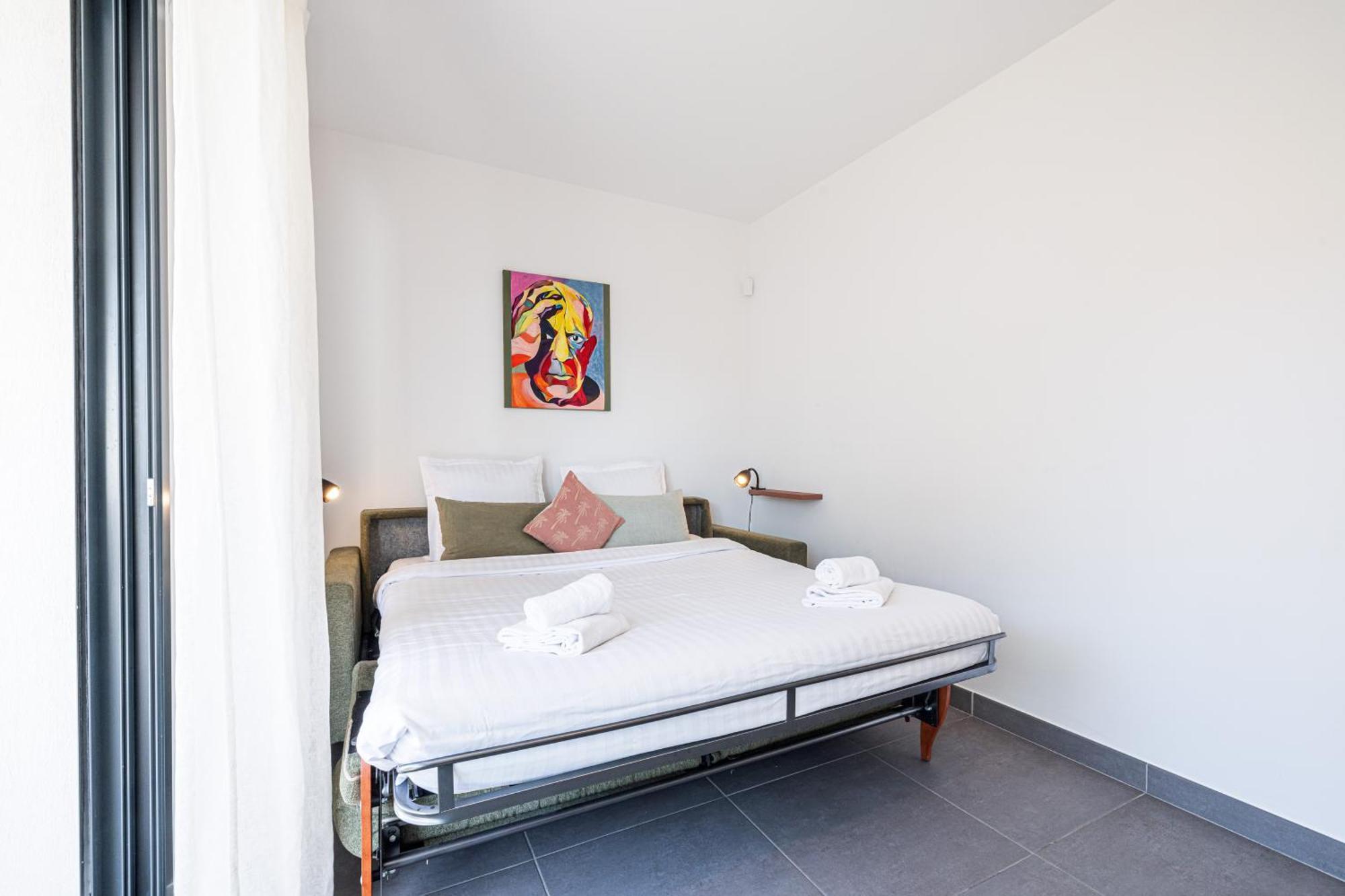 Queen Riviera : Climatisation, Parking, Terrasse 멍똥 외부 사진